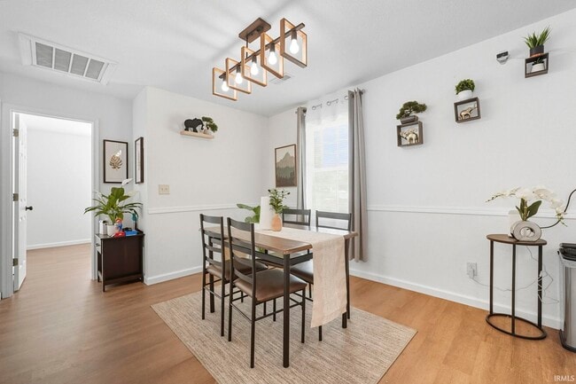 Primary Photo - 4953 Lahmeyer Rd