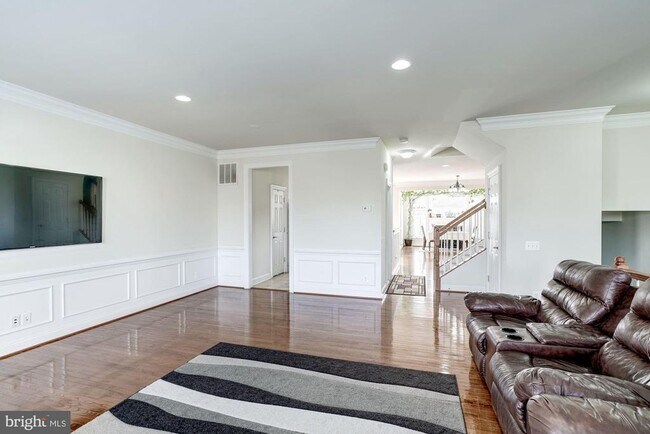 Building Photo - 42749 Wilmar Square