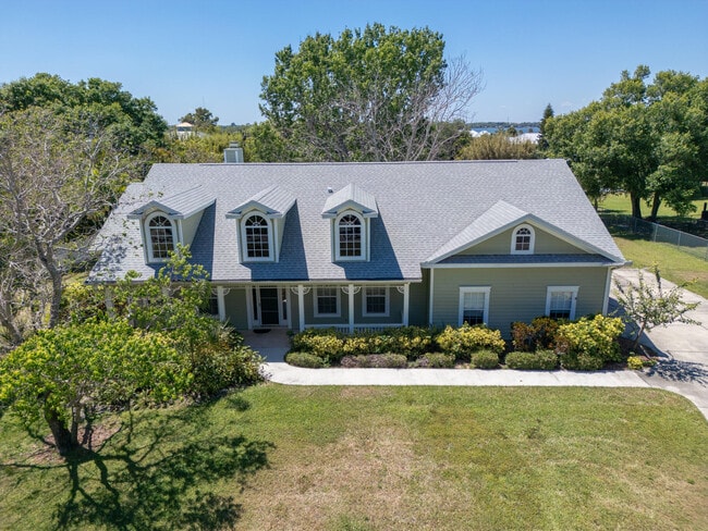 Building Photo - 4085 Crooked Mile Rd