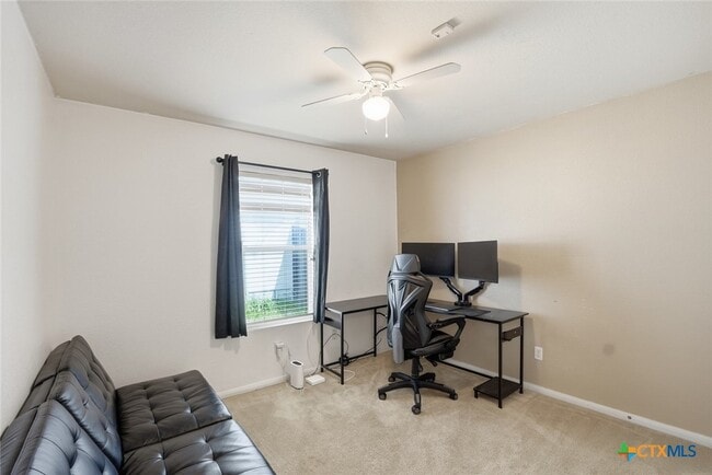 Building Photo - 2900 Blackburn Dr