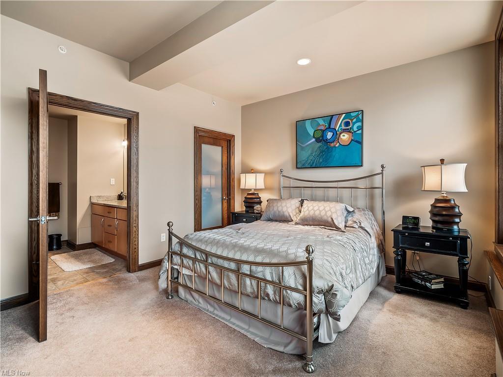 Building Photo - 140 Public Sq