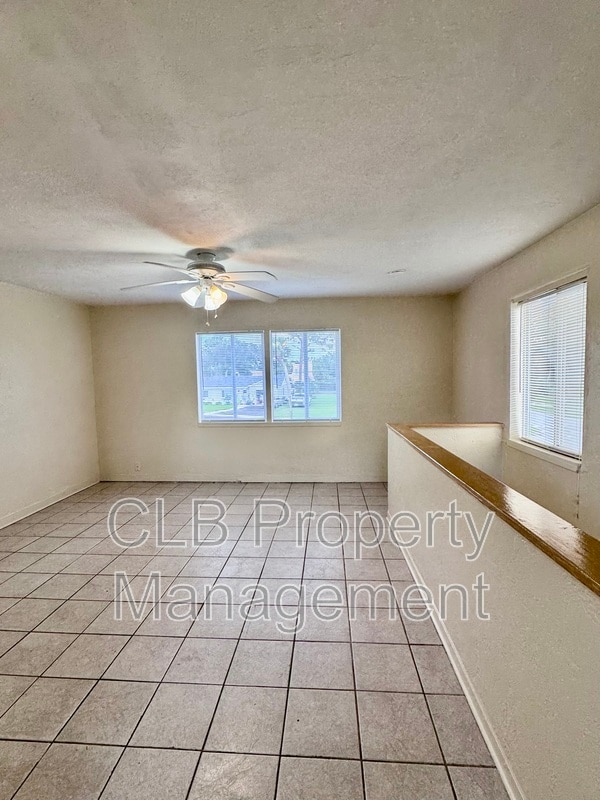 Primary Photo - 105 Seville St