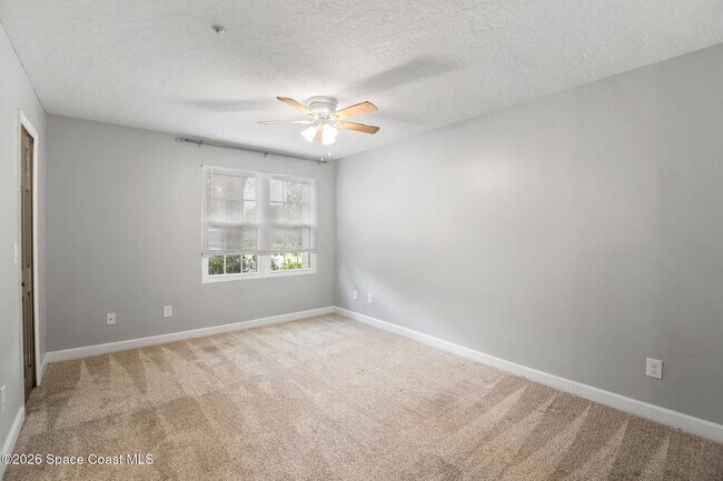 Building Photo - 7667 N Wickham Rd