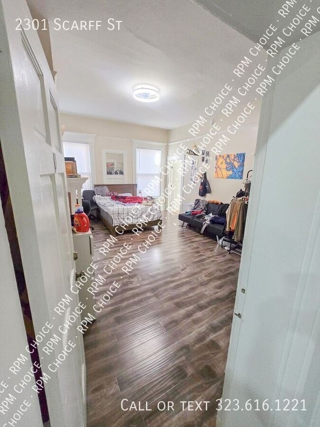 Building Photo - 2301 Scarff St