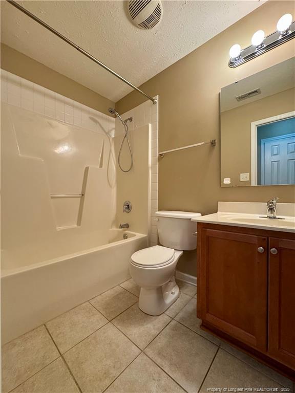 Building Photo - 227 Fairfield Cir