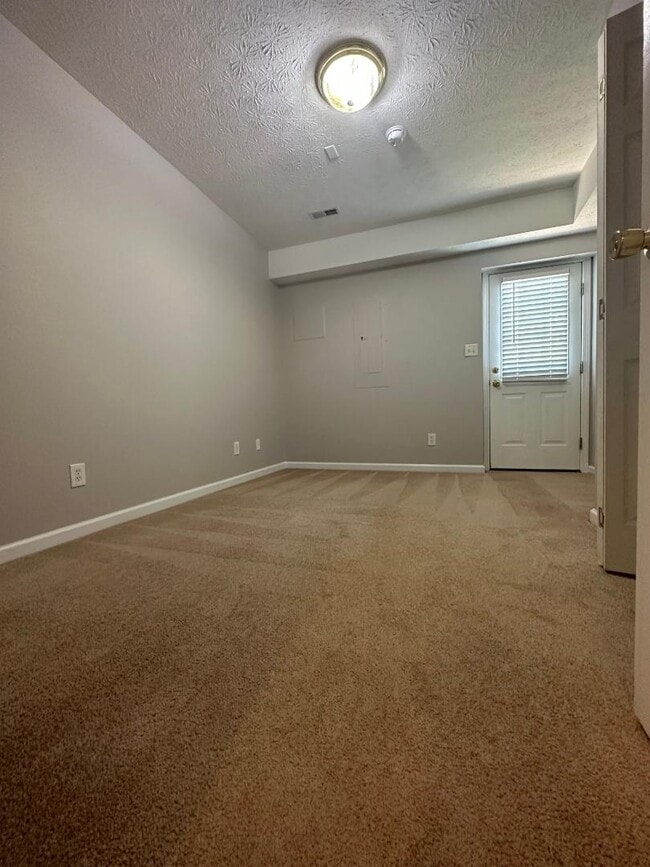 Building Photo - 3332 Yellow Sulphur Rd