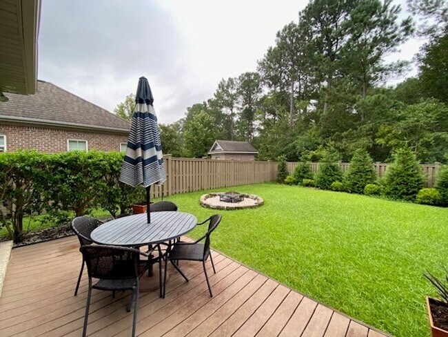 Building Photo - 1333 Garden Springs Ct
