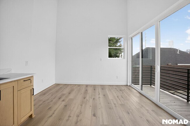 Building Photo - Brand new, Modern 2BR in Houston