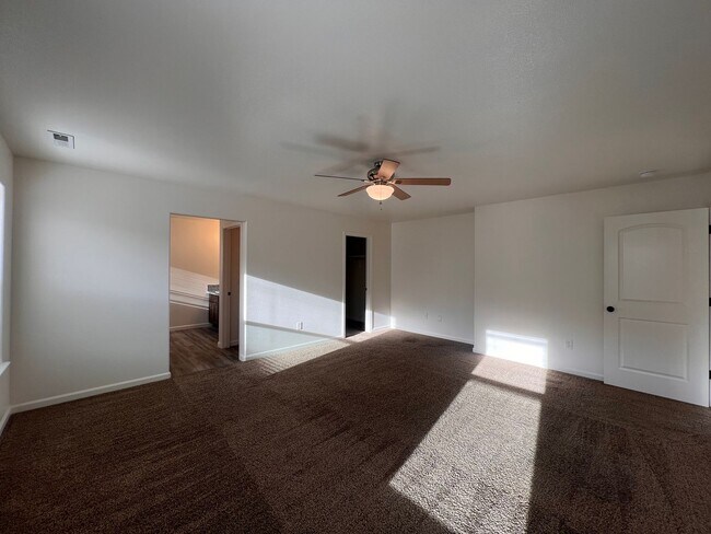 Building Photo - Charming 3 Bedroom, 2 bath, 2 car garage home in Fallon