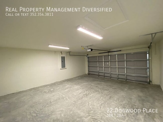 Building Photo - 22 Dogwood Pl