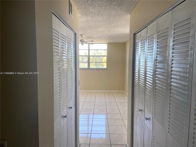 Building Photo - 14170 SW 84th St