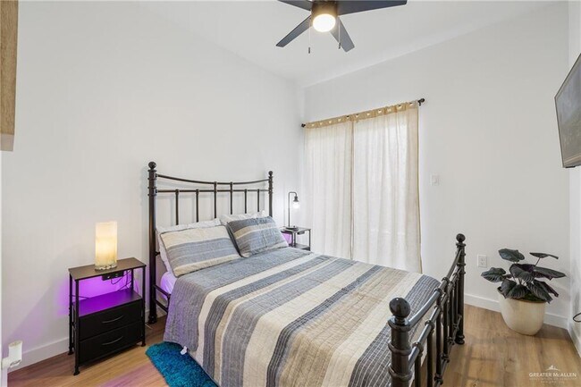 Building Photo - 2625 Warbler Ave