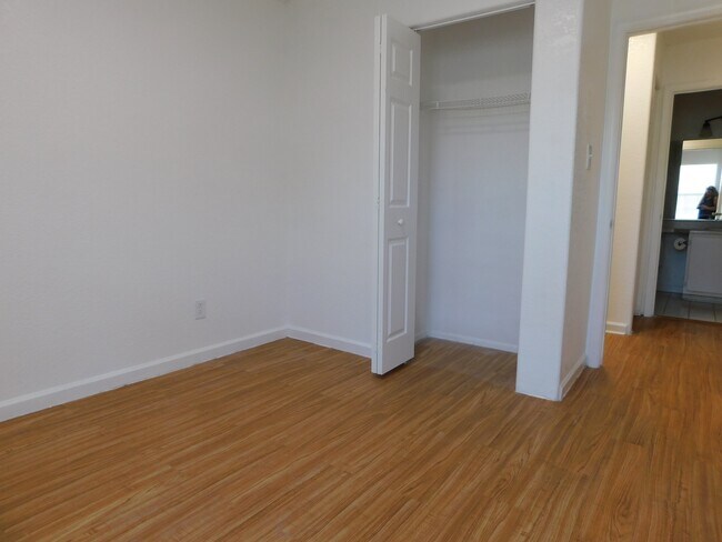 Building Photo - 603 Spirit Ct