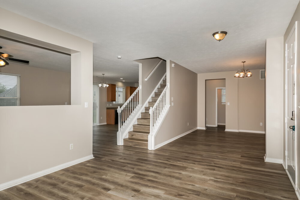 Building Photo - 8025 Cole Wood Blvd