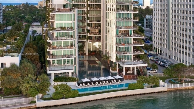 Building Photo - 1300 Monad Ter