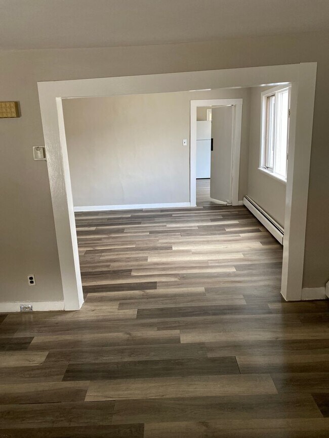 Building Photo - 2133-2135 Jackson St