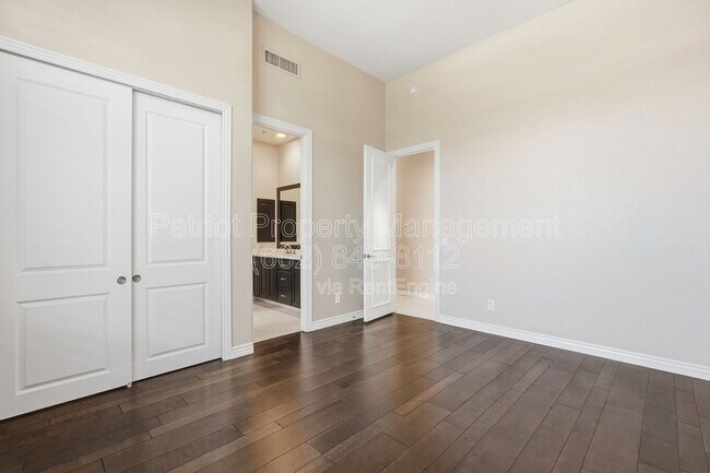 Building Photo - 11047 E Mirasol Cir