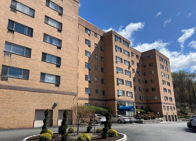 Building Photo - 1517 Hill Rd
