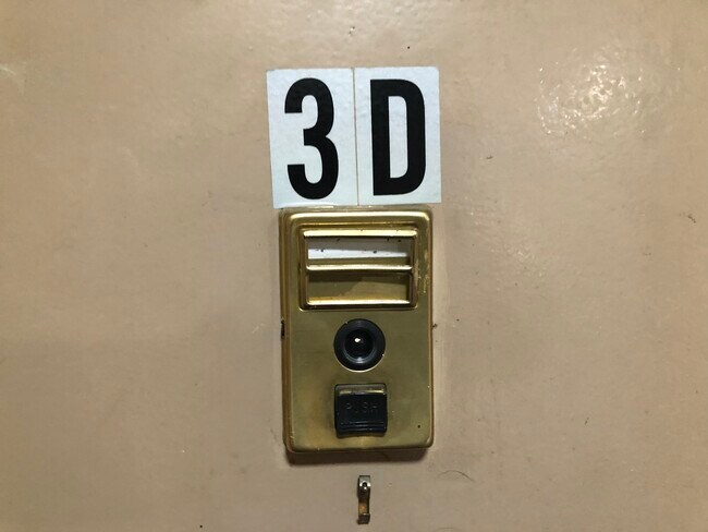 Building Photo - 147 Main St