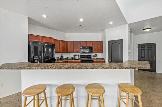 Building Photo - San Marcos