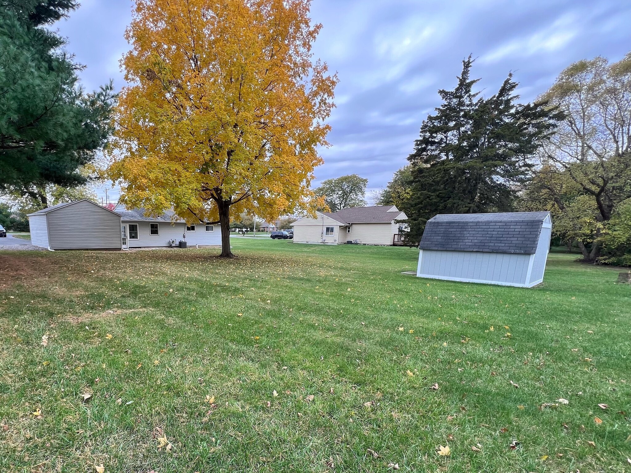 Building Photo - 2926 W Breese Rd