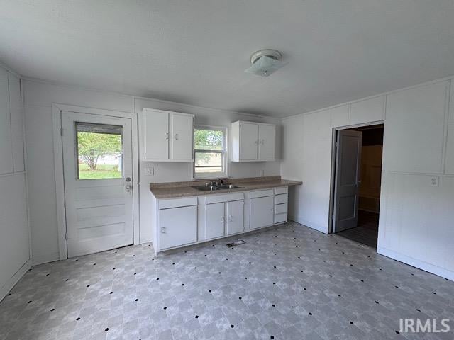 Building Photo - 625 E Beech St