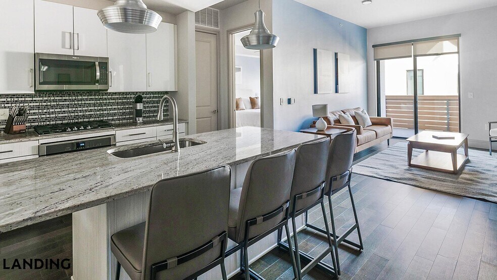 Building Photo - 1414 Wood Hollow Dr