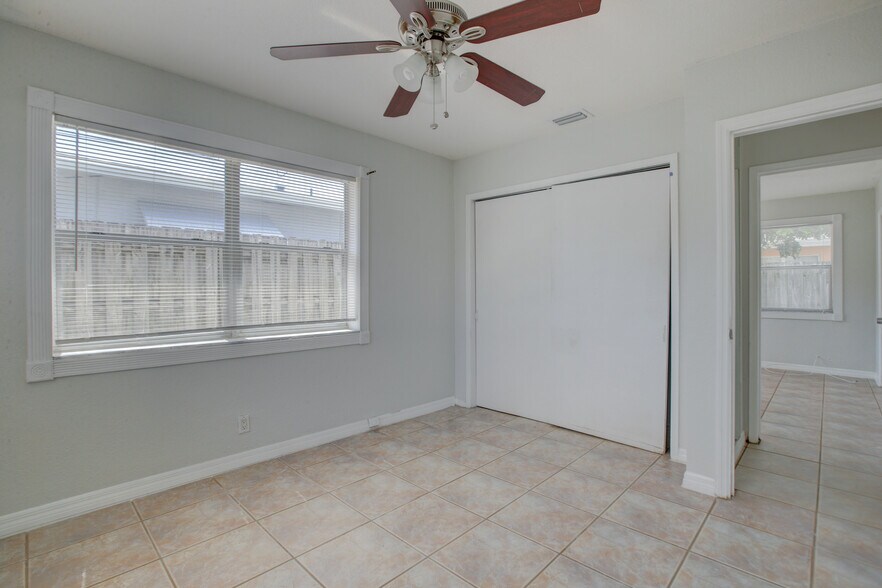 Bedroom 2 - 604 NE 12th Ave