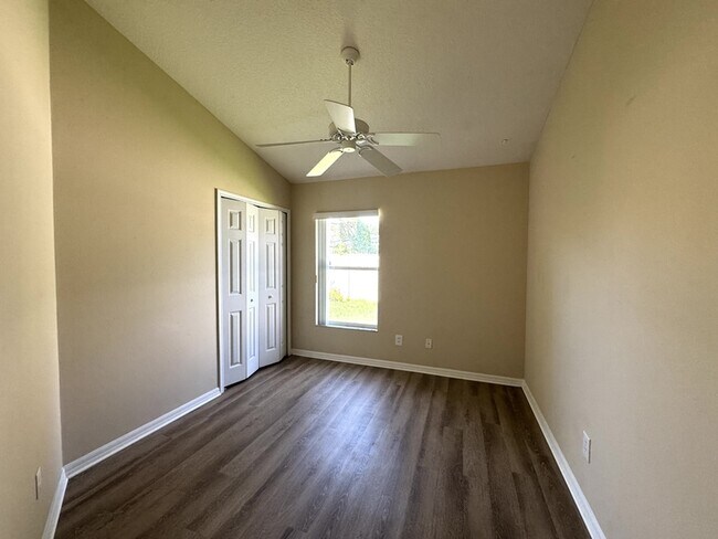 Building Photo - 4952 Hook Hollow Cir