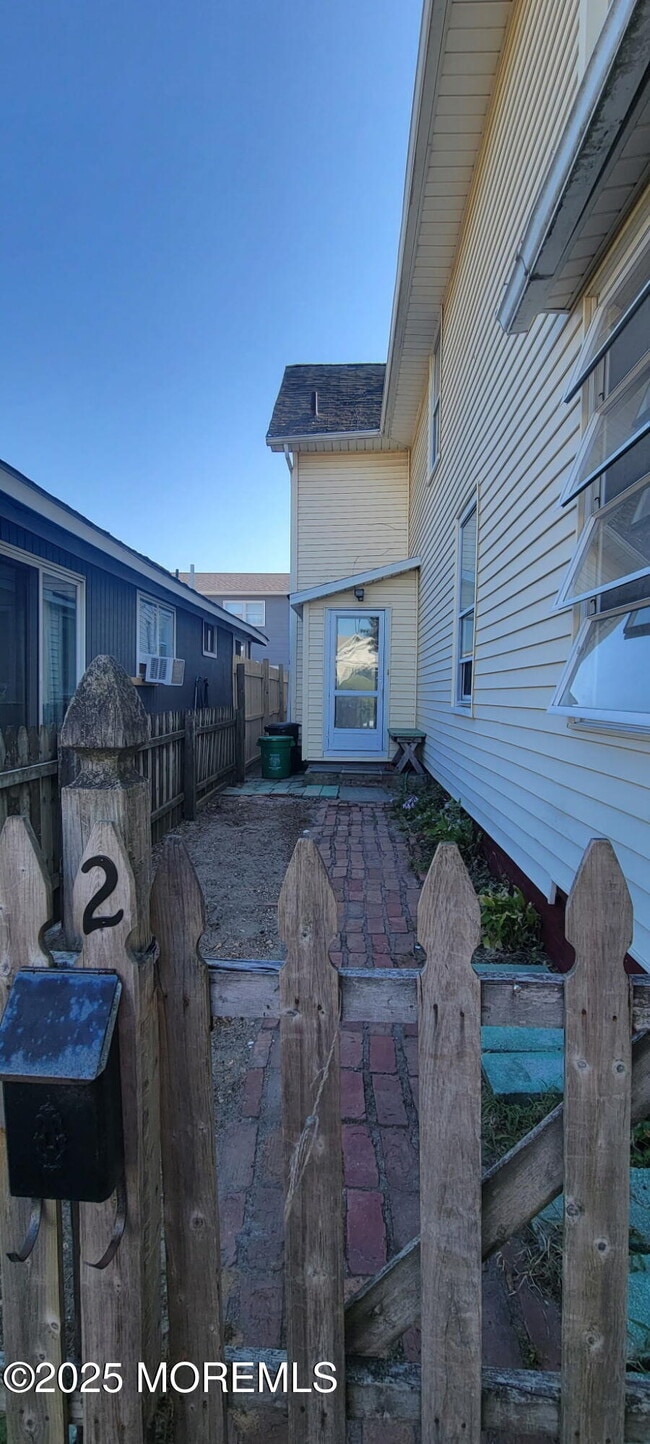Building Photo - 138 Cookman Ave