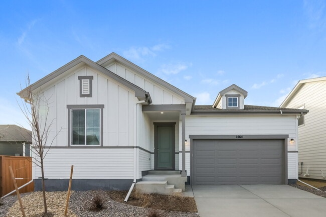 Building Photo - 1464 Orchard St