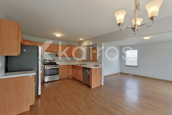 Building Photo - 5206 W Mulberry Ln