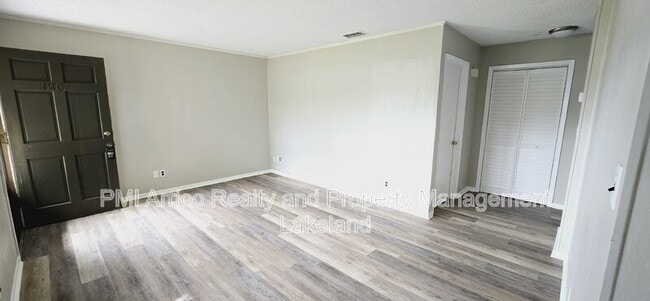 Building Photo - 1207 Buddwood Rd