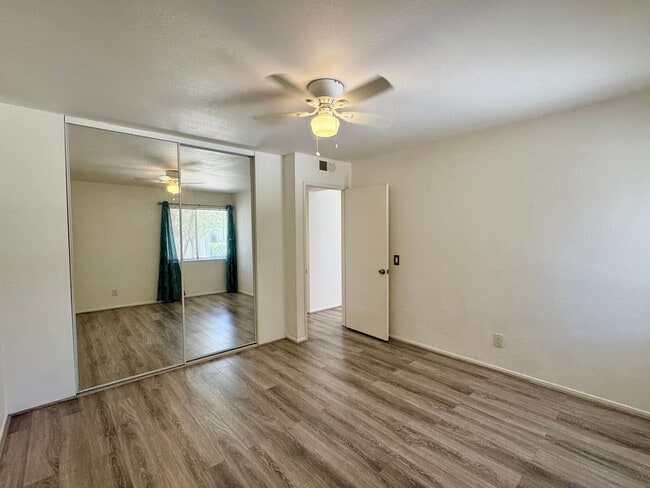 Building Photo - 6878 Navajo Rd