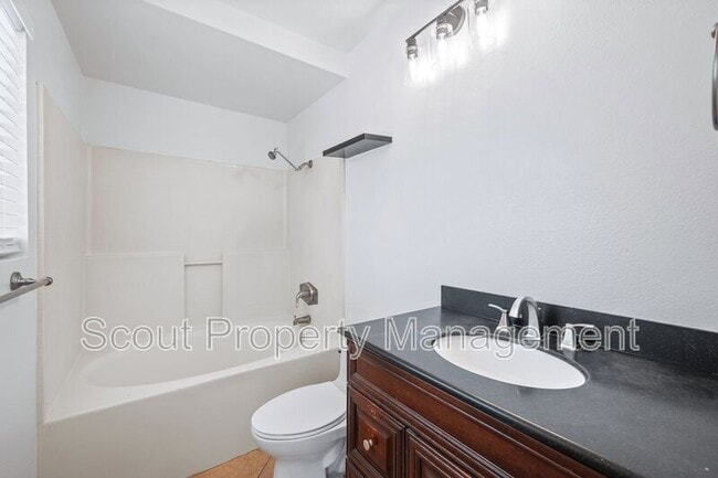 Building Photo - 42385 Agena St