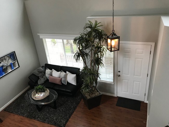 Building Photo - Fabulous 4BR home in the heart of Broomfield