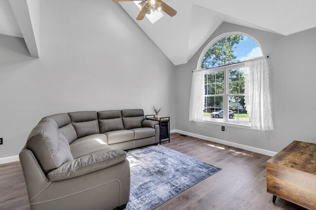 Building Photo - Private Cul-de-Sac Living: 4BR Home with Pool & Geothermal HVAC