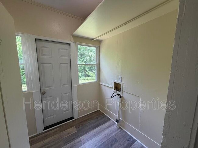 Building Photo - 533 Stockton St