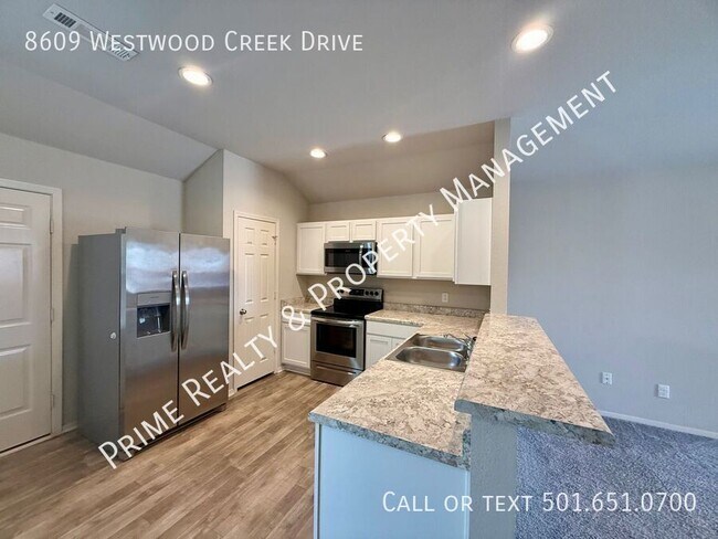 Building Photo - 8609 Westwood Crk Dr