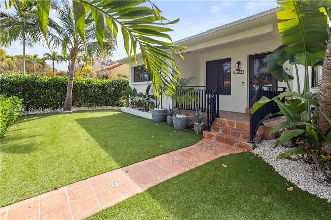 Building Photo - 1618 SW 18th St