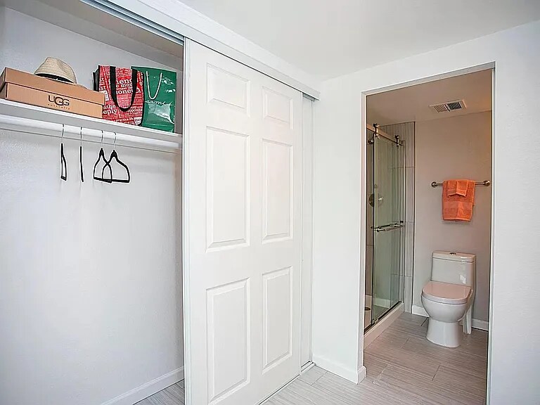 Building Photo - 7940 E Camelback Rd