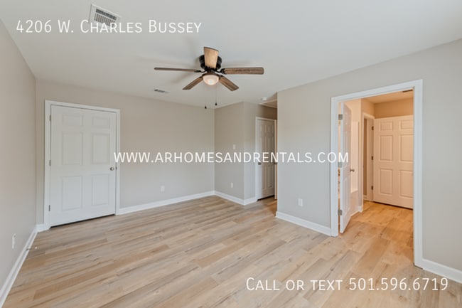 Building Photo - 4206 W Charles Bussey Ave