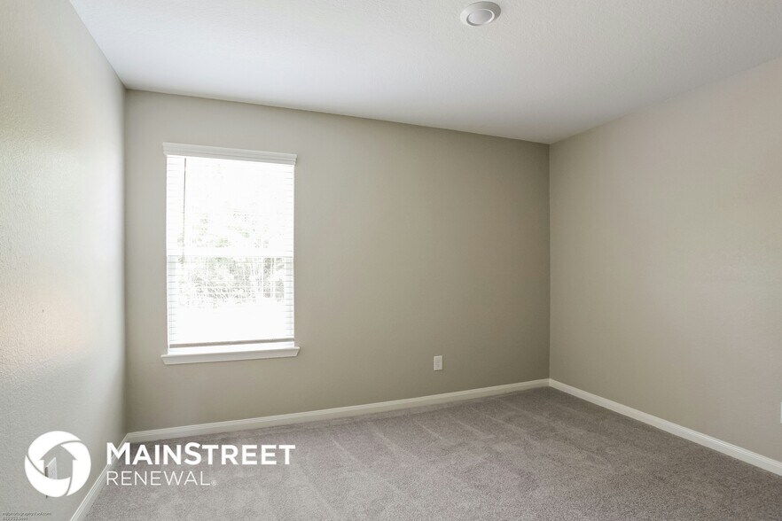 Building Photo - 27130 Leonardo Dr