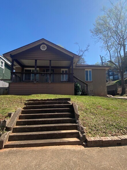 Primary Photo - 1809 11th Pl S