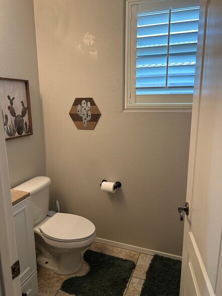 Building Photo - 4866 S Emery Cir