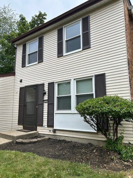 Primary Photo - 4542 Treeview Ct