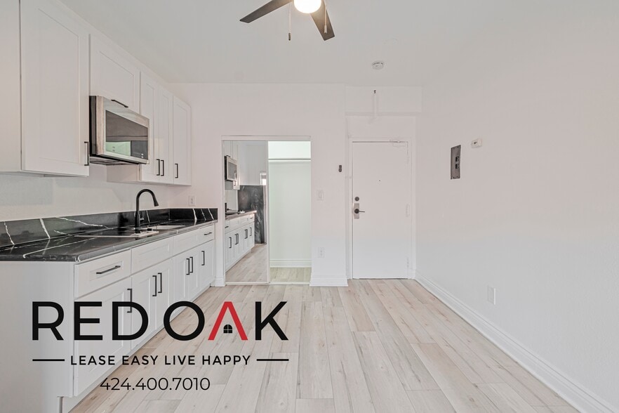 Building Photo - 744 Beacon Ave