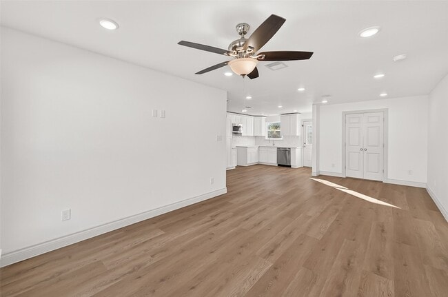 Building Photo - 1823 Chippendale Rd