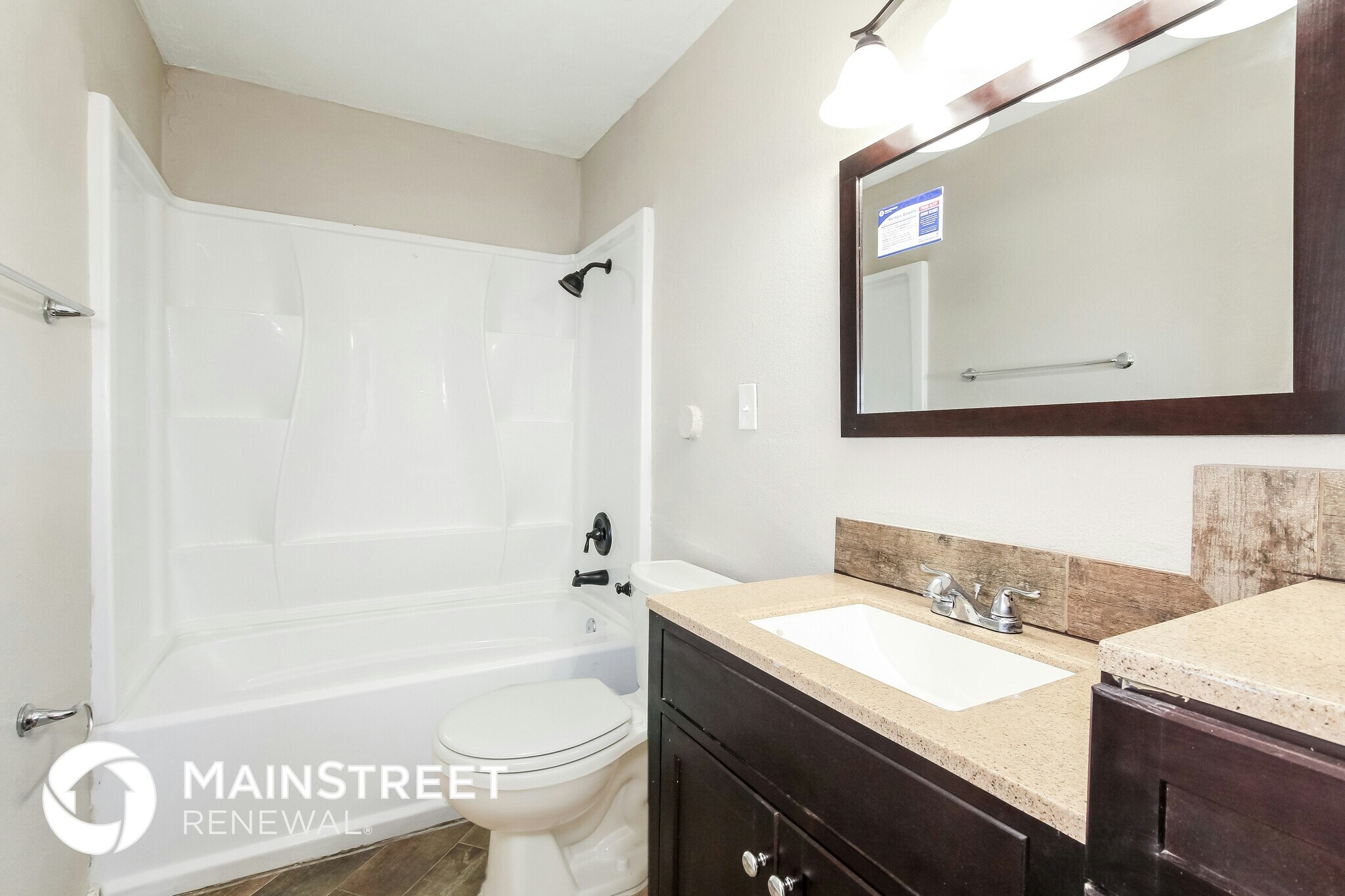 Building Photo - 2202 E Marmora St