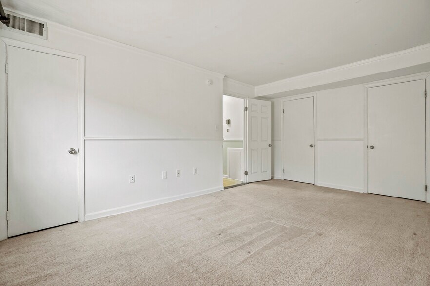 Bedroom - 5105 Crossfield Ct